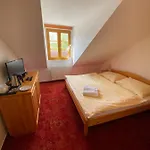 بيت ضيافة U Kostela فريمبورك