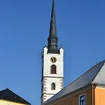 U Kostela