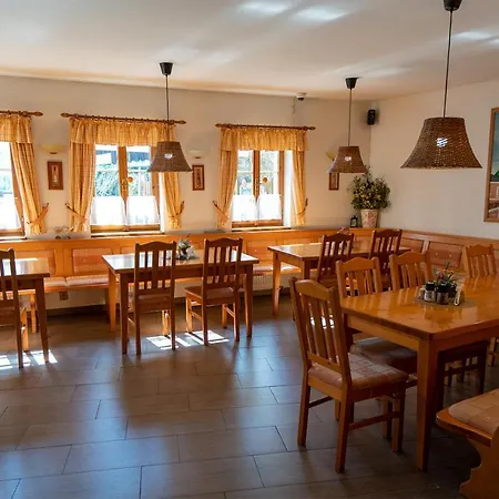 U Kostela Frymburk