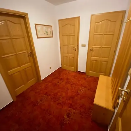 U Kostela * Frymburk