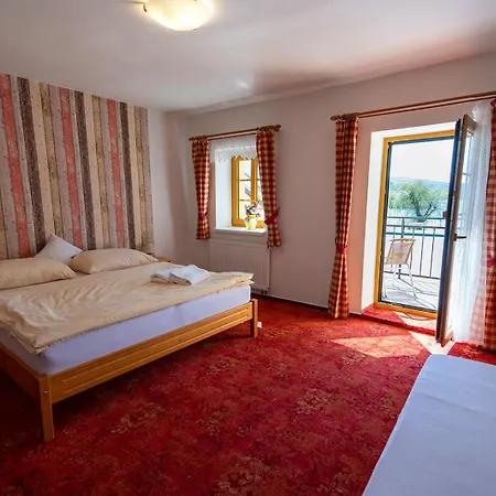 Guest house U Kostela Frymburk