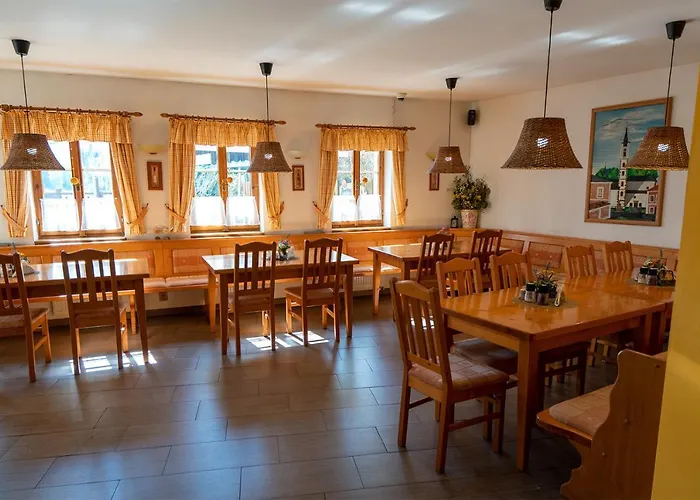 U Kostela Frymburk
