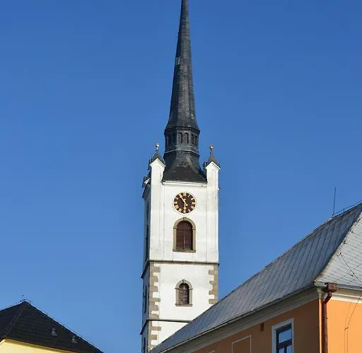 U Kostela
